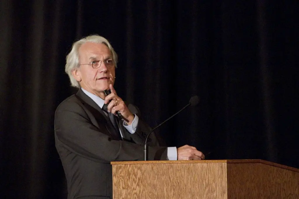 Dr. Gérard Mourou