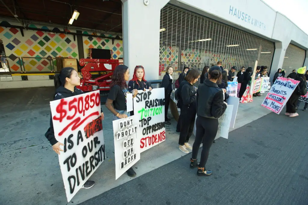California Institute of the Arts students protesting outside the gallery Hauser & Wirth.