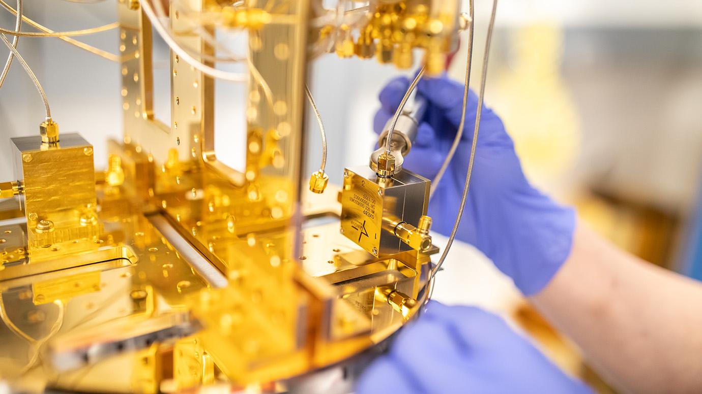 Researchers work on superconducting quantum technology