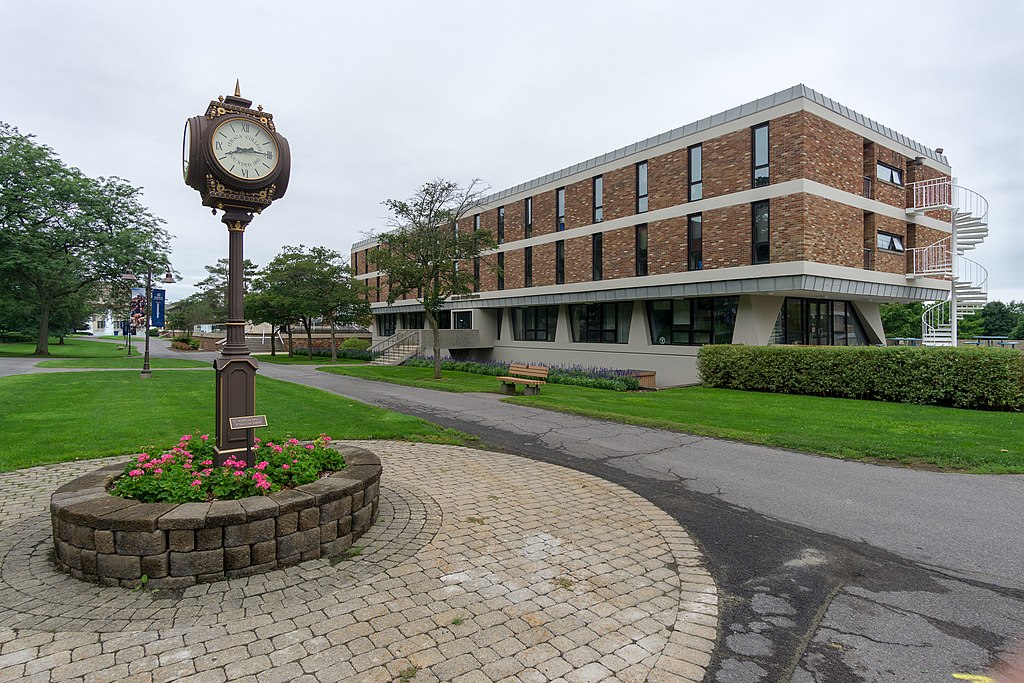 Muller Faculty Center and Class of 2003 clock, Ithaca College campus