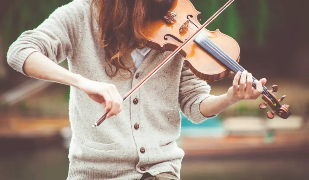 Photo of a student playing violin