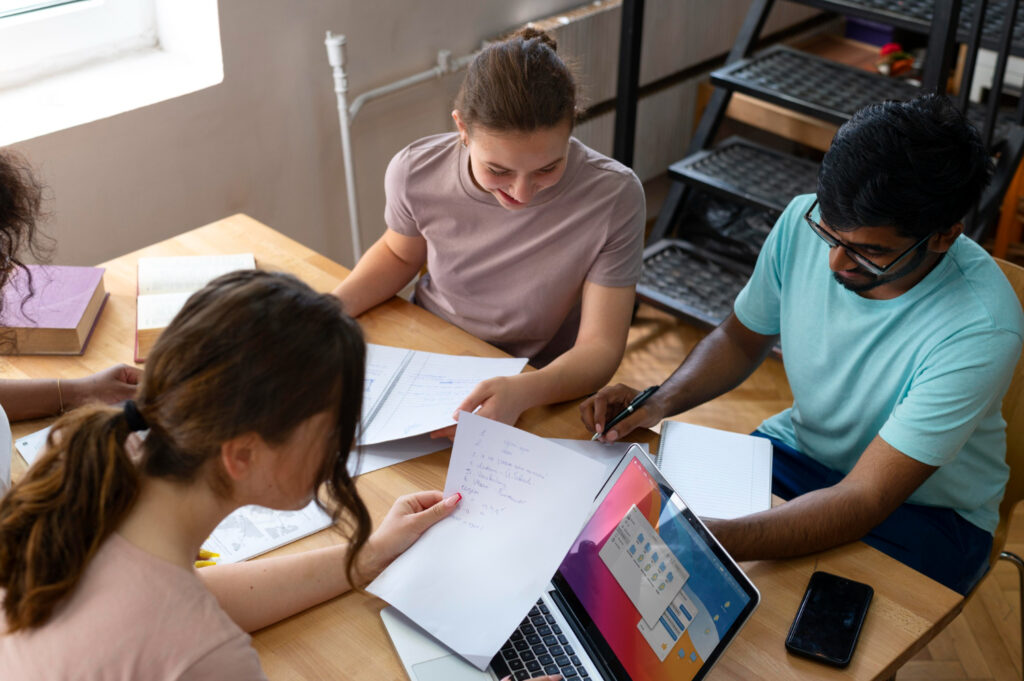 students swapping strategies to avoid being distracted while studying