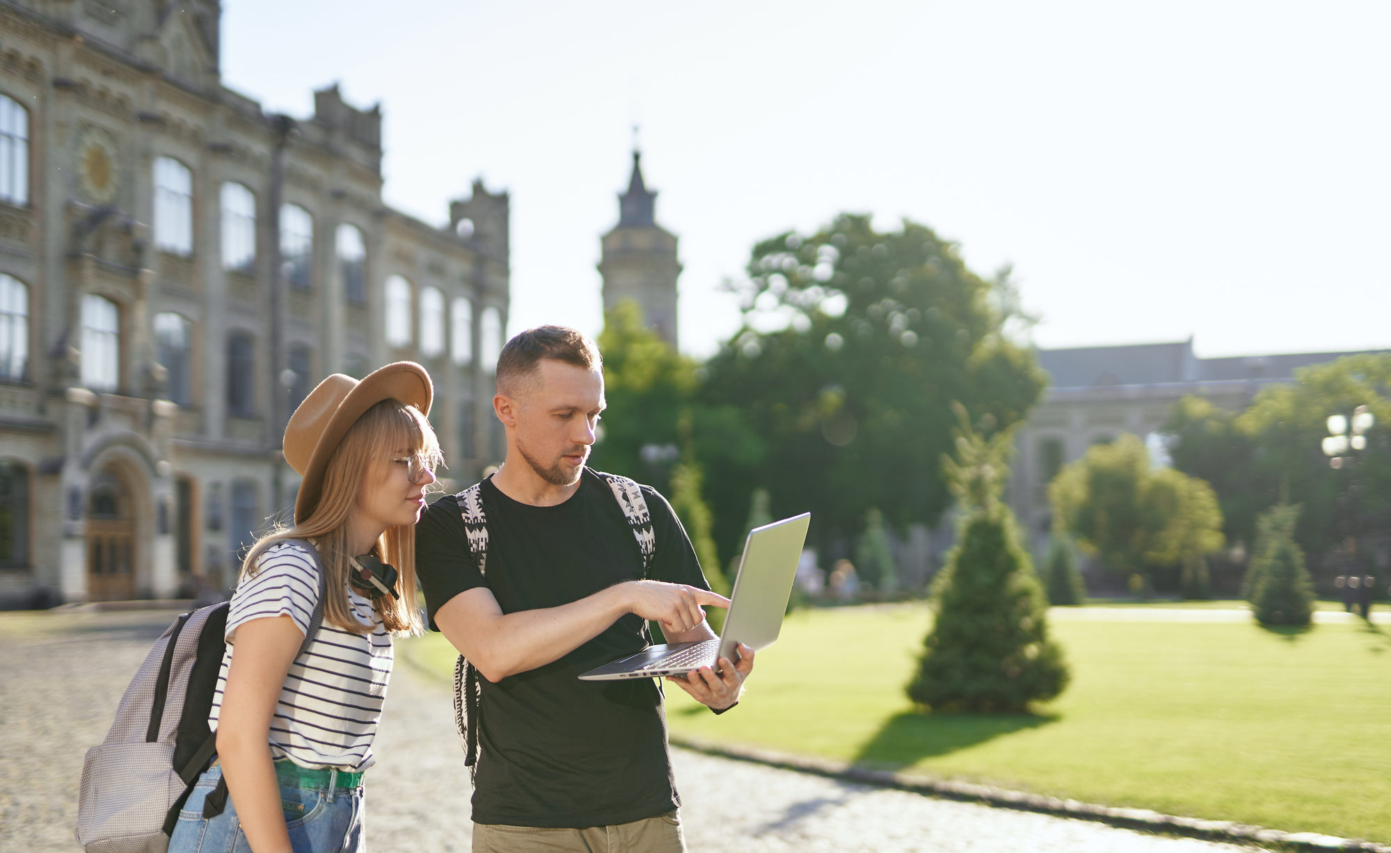 male-and-female-college-student-exploring-sites-during-study-abroad-program